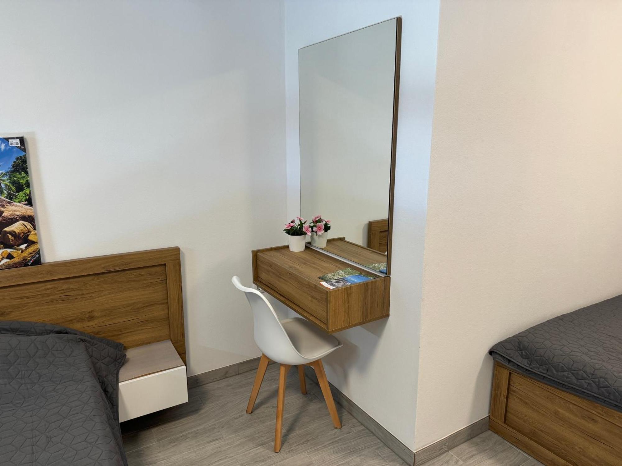 Adla Apartmani Ulcinj Eksteriør bilde