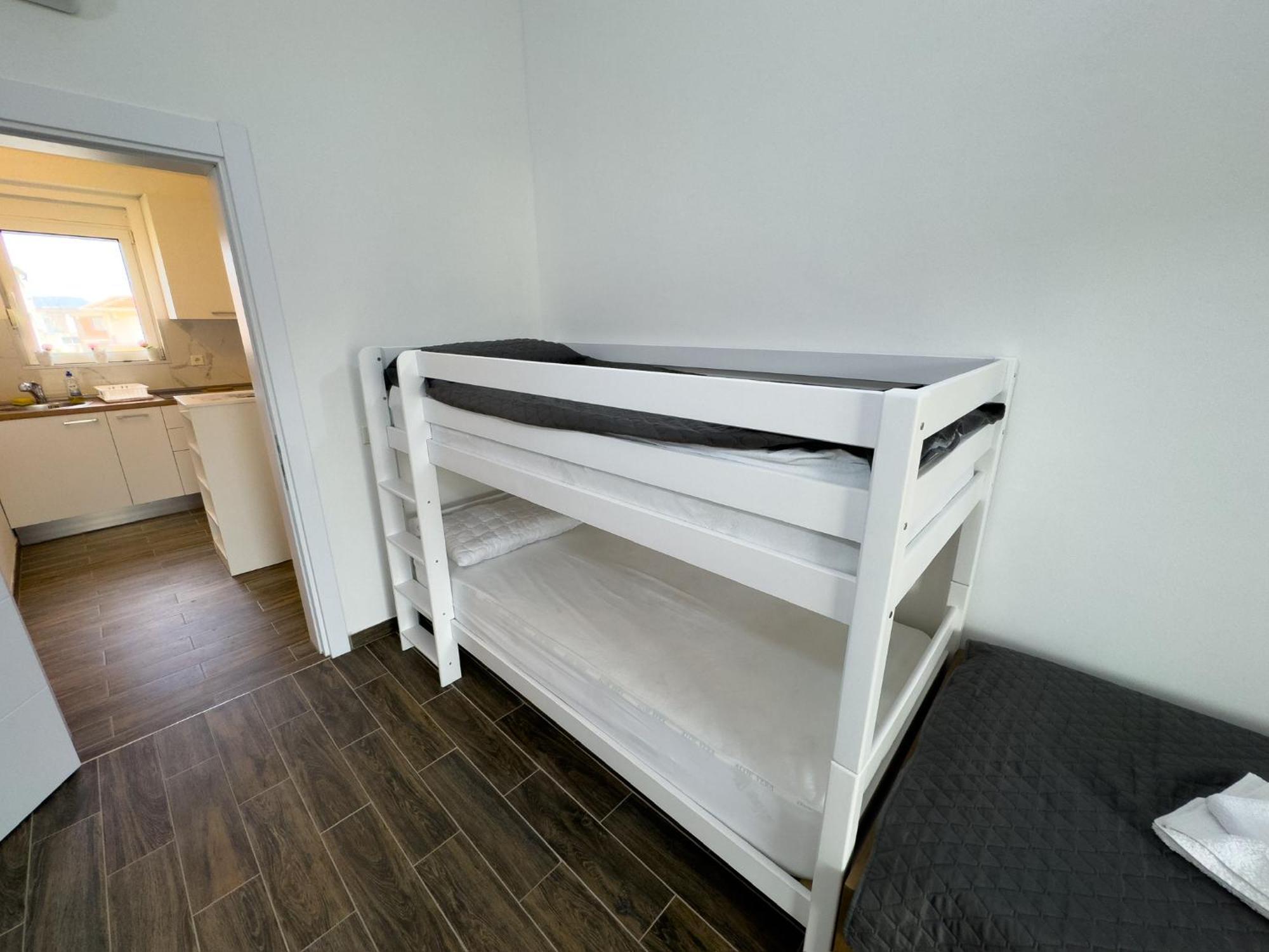 Adla Apartmani Ulcinj Eksteriør bilde