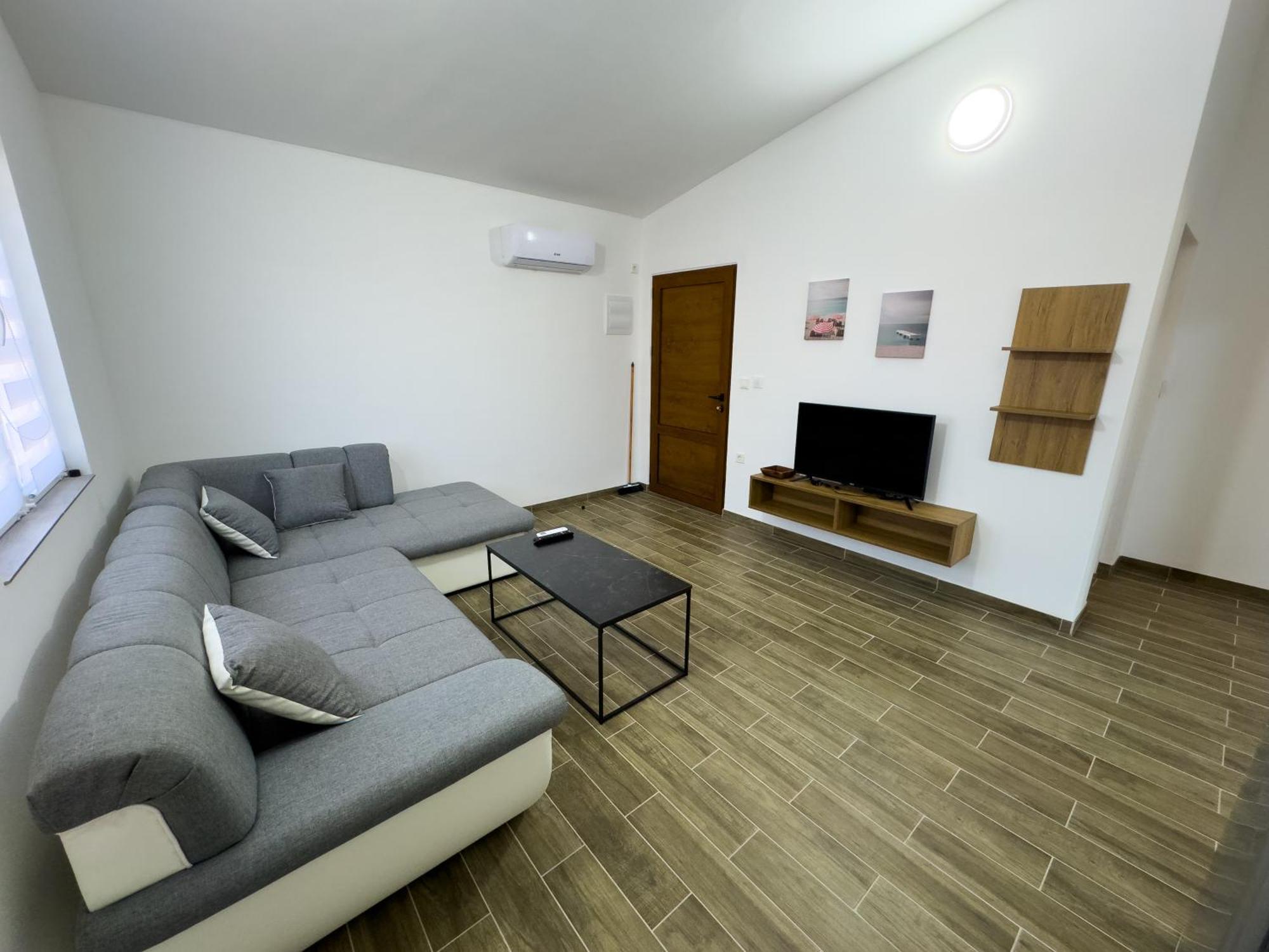Adla Apartmani Ulcinj Eksteriør bilde